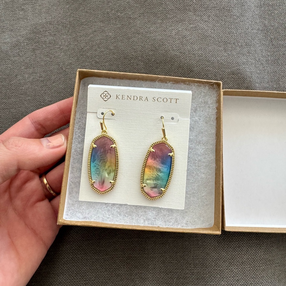 Kendra Scott Elle Drop Earrings